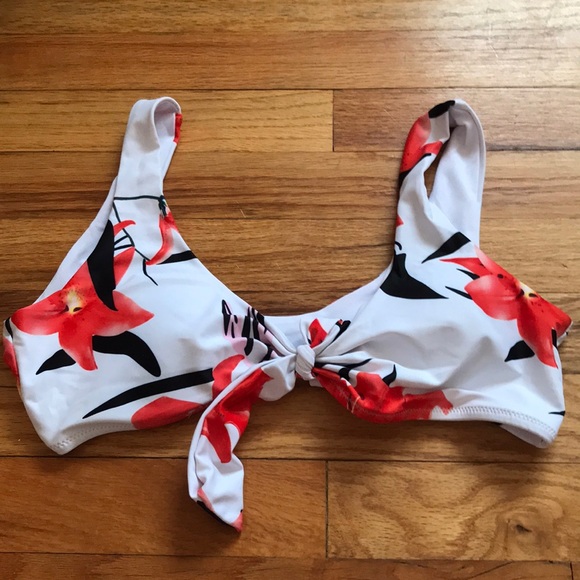 Super cute on but not really my style! - Picture 3 of 5